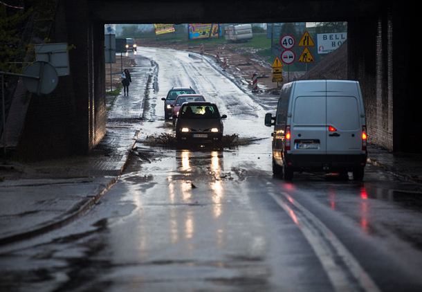 Ulewa nad regionem. Zalane ulice (FOTO, WIDEO, WASZE ZDJĘCIA)