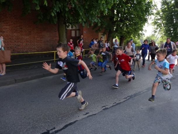 Biegi Uliczne w Skorzewie (FOTO)