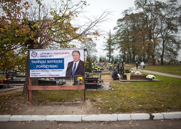 Agitacja wyborcza na... cmentarzu