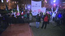 Górnicy negocjują z rządem. &acute;Zaczyna żarzyć się iskierka nadziei&acute;
