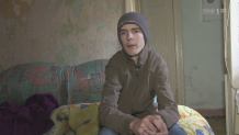 22-latek wychowany w domu dziecka nie potrafi odnaleźć się w dorosłym życiu