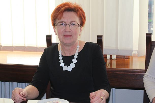 Wieloletnia dyrektor Zespołu Szkół nr 7 w Chojnicach Wiesława Gerke przechodzi na emeryturę