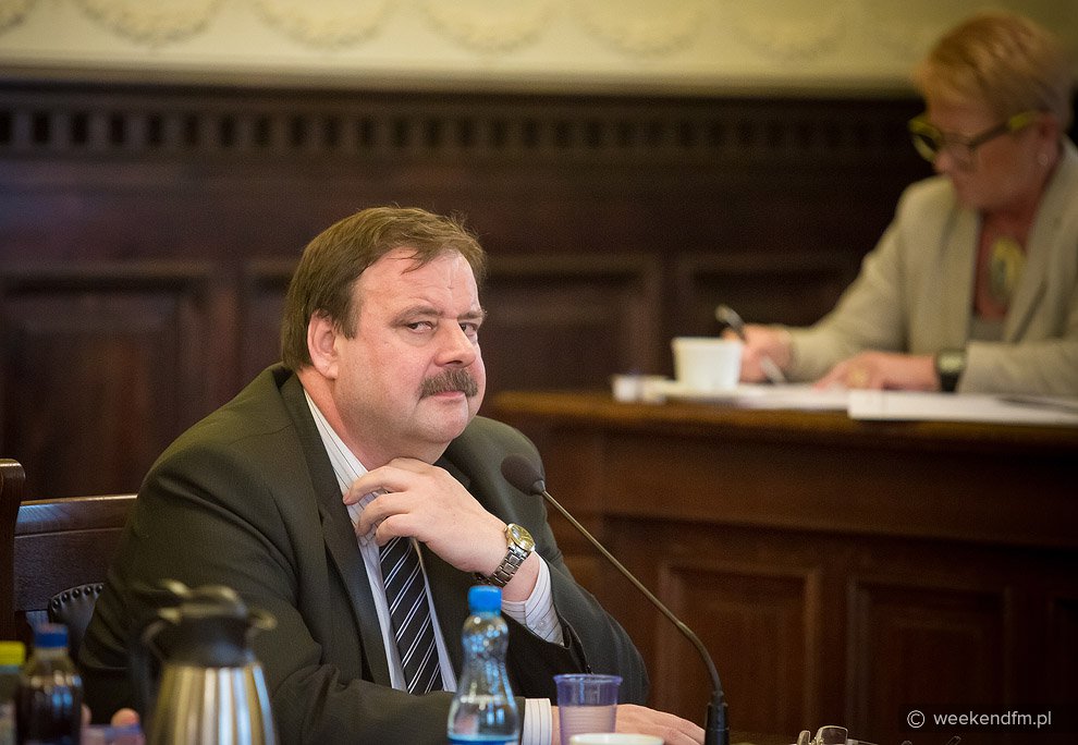Starosta wymieni się drogami z burmistrzami i wójtami