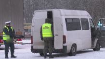 43 Rumunów w 9-osobowym busie jechało za pracą do Szwecji