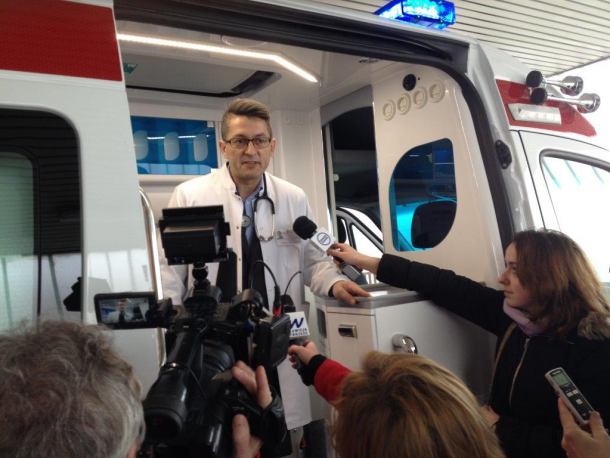 Dwie nowe karetki dla kościerskiego szpitala (FOTO)