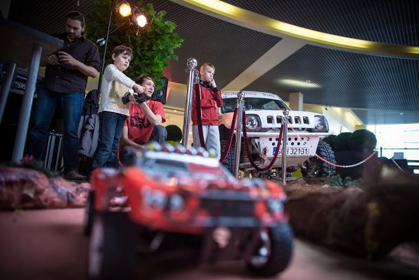 Motoryzacja przez trochę mniejsze ´M"