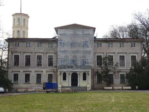 Przedłuża się decyzja o sprzedaży Zespołu Pałacowo - Parkowego w Sypniewie