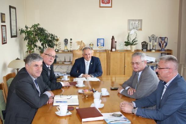 Cztery samorządy wspólnie wyremontują most w Niwach, w gminie Kamień Krajeński