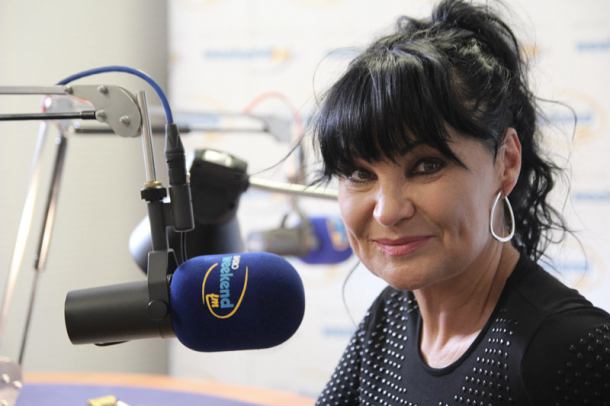 Iwona Pavlovic w studiu Weekend FM