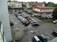 Parking przed Urzędem Miejskim w Sępólnie tylko dla petentów