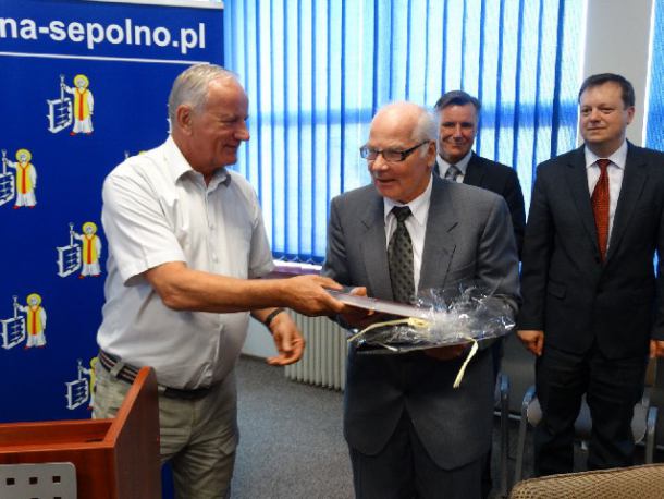Nagroda Senatu RP dla Henryka Dziarnowskiego z Sępólna Krajeńskiego