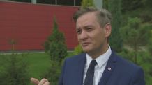 W Słupsku liczą krzyże. Biedroń: Liczyliśmy już żarówki, prawo do informacji to świętość