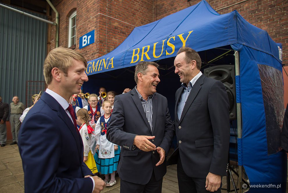 Dworce PKP w Brusach i Chojnicach we władaniu samorządów