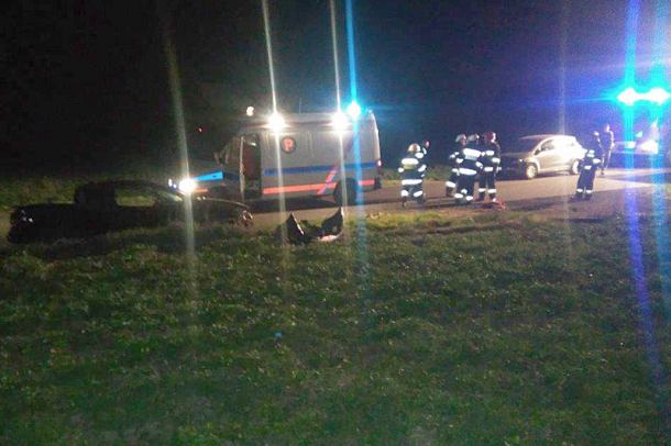 Dachował opel. 43-letni kierowca nie żyje