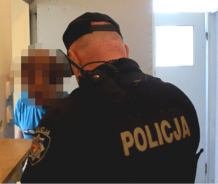 Rozbój na stacji benzynowej. Zarzuty dla 22-latka