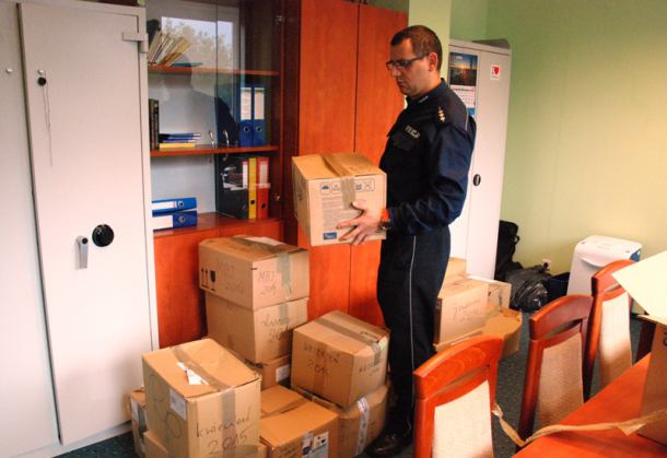 29-letnia pracownica człuchowskiej apteki zatrzymana za oszustwa i narkotyki