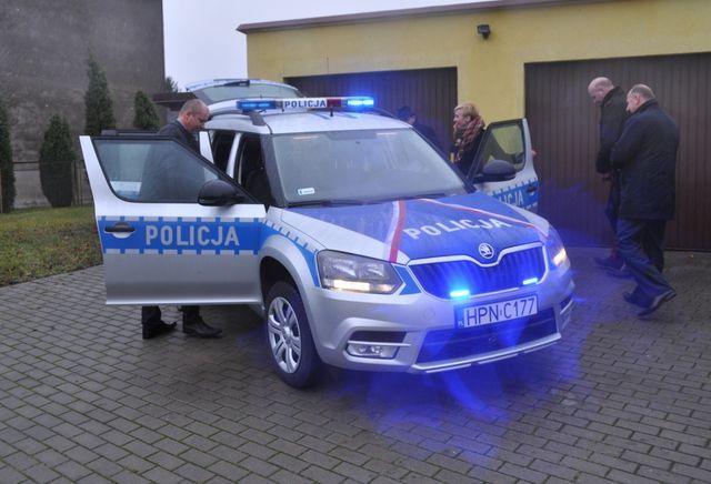 Bytowska policja otrzymała nowy radiowóz. Trafi do Lipnicy