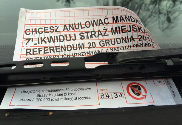 Sprawa numeru PESEL burmistrza na ulotce. Jest ugoda