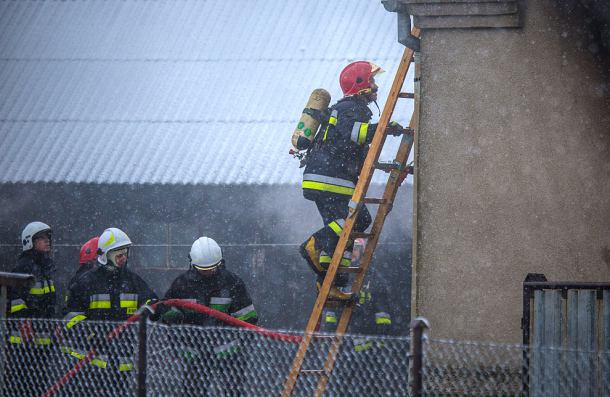 Pożar domu w Silnie. Jedna osoba nie żyje