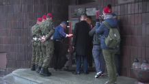 Pełnomocnik ds. CEK NATO w siedzibie centrum. Zaczął od wymiany zamków