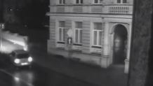 Bydgoszcz: Kierowca usiłował potrącić pieszego. Tłumaczył się chęcią udzielenia pomocy