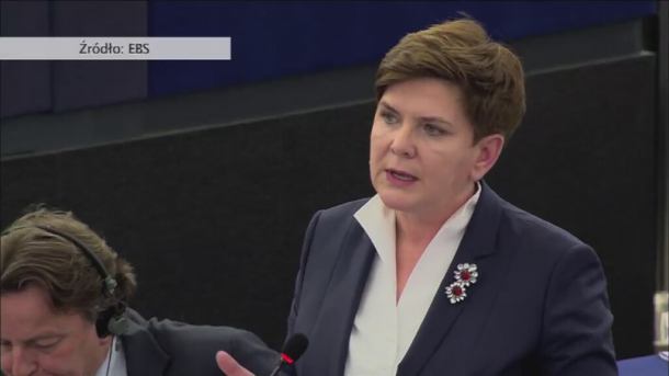 B. Szydło: Pozwólcie nam pokazać, że Polska poważnie traktuje prawo, konstytucję i Unię Europejską