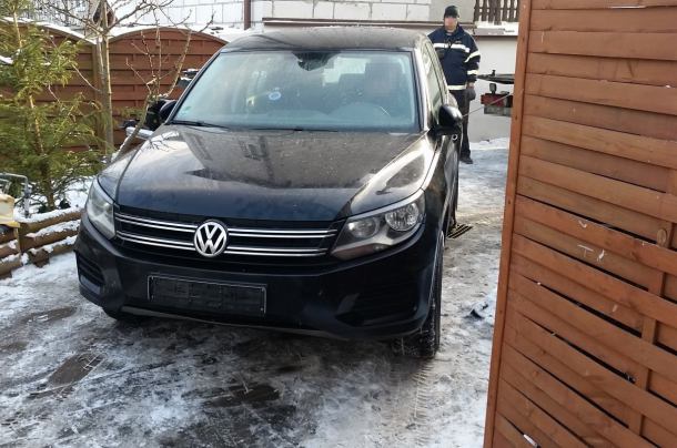 37-latek z Chojnic zatrzymany. Znaleziono u niego skradzionego vw i mercedesa