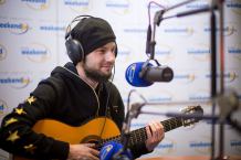 Damian SyjonFam - "Kto siłę ma" - LIVE - akustycznie w Weekend FM