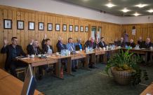 Radni w Czersku zdecydowali o zamiarze likwidacji szkoły w Gutowcu