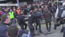 Antyimigranckie protesty w Europie. Tysiące osób w Dreźnie, starcia z policją w Calais