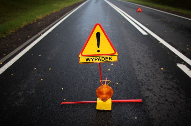 Znów wypadek drogowy w powiecie kościerskim. Wśród poszkodowanych dwoje dzieci