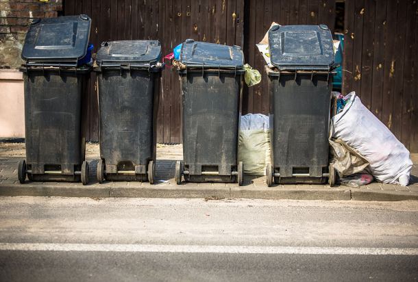 Podatek śmieciowy dla przedsiębiorców przesunięty