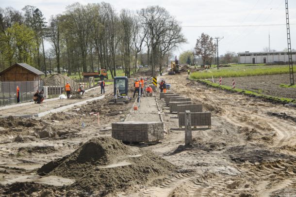 Ruszyła przebudowa ul. Ogrodowej w Debrznie. Koszt to 2 mln złotych