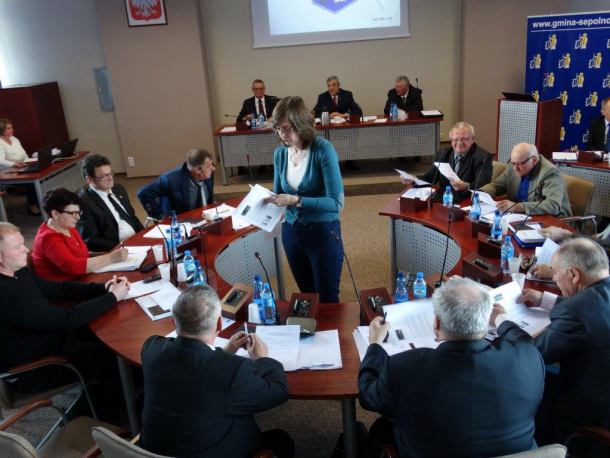 Burmistrz Sępólna: jeżeli fabryka asfaltu szkodzi środowisku, to tu nie powstanie