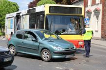 Zderzenie autobusu i samochodu osobowego w Chojnicach (FOTO)