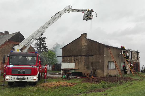 Pożar w Pawłowie k/Chojnic. Spłonął budynek mieszkalny (FOTO)