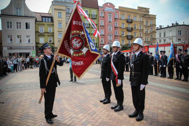 Powiatowe Obchody Dnia Strażaka w Chojnicach (FOTOGALERIA)