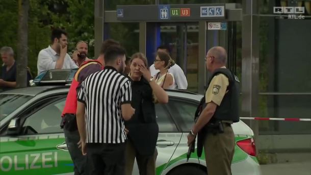 Sprawcą ataku w Monachium 18-letni Niemiec irańskiego pochodzenia. Mężczyzna popełnił samobójstwo