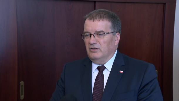 &bdquo;Usprawnia funkcjonowanie Trybunału&rdquo;, &bdquo;Źle się stało&rdquo;. Prezydent podpisał ustawę o TK