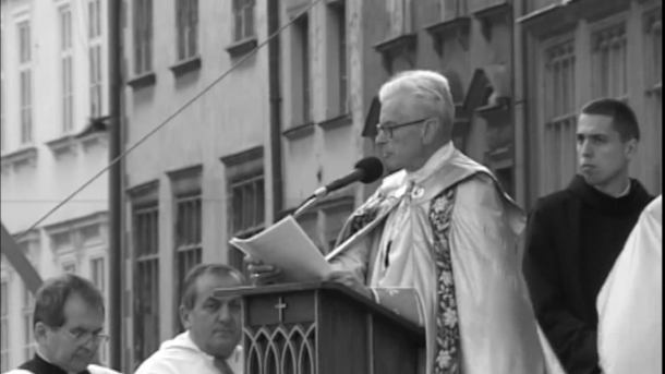 Kardynał F. Macharski zmarł w wieku 89 lat