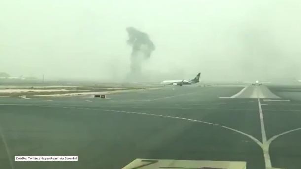 Awaryjne lądowanie na lotnisku w Dubaju. Samolot stanął w płomieniach