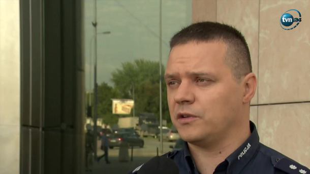 Ciała dwóch młodych kobiet w stawie w Niestronnie. 21-latek z zarzutem podwójnego zabójstwa