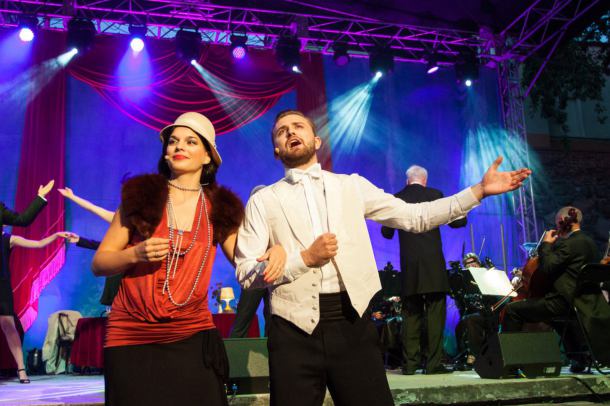 Niedziela z operetką w chojnickiej fosie (FOTOGALERIA)