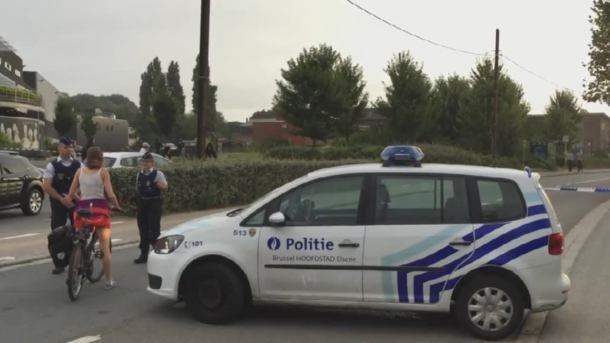 Samochód staranował bramy, potem wybuchła bomba. Atak w Brukseli