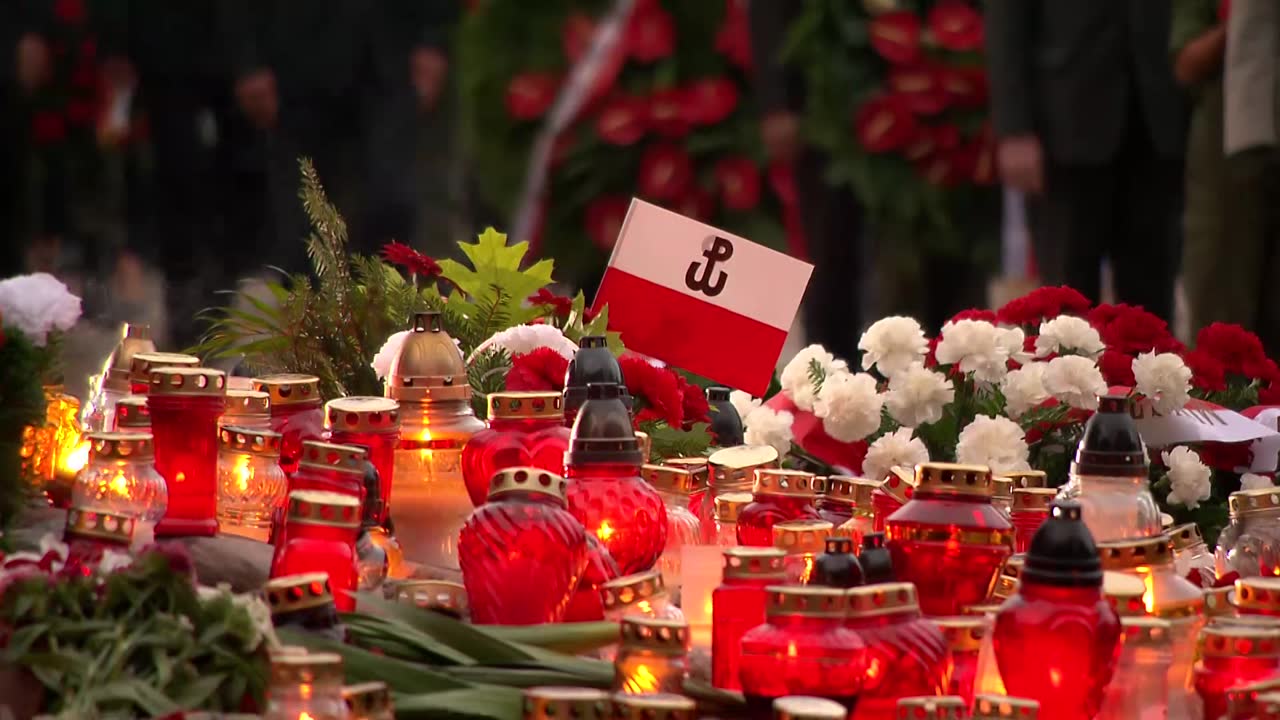 To jest ofiara, jaką zapłaciła Warszawa za pragnienie wolności. Uroczystości na Cmentarzu Powstańców Warszawy
