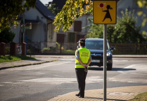 Przychody z mandatów nakładanych przez Straż Miejską w Chojnicach znacznie mniejsze, niż zakładano
