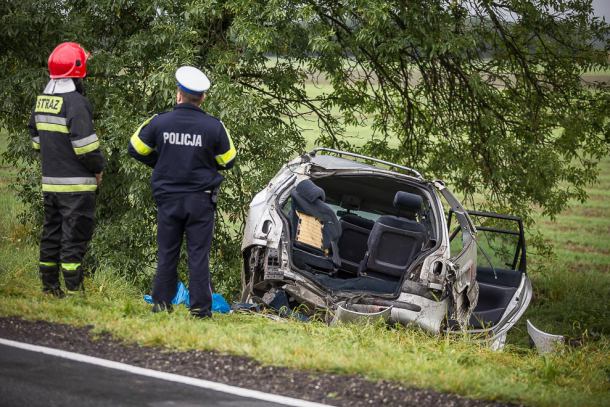Wypadek na DK 25. Po rannych przyleciały dwa śmigłowce (FOTO)