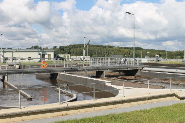 Podwyżka ceny za odprowadzanie ścieków w Chojnicach. Mieszkańcy mają jej nie odczuć