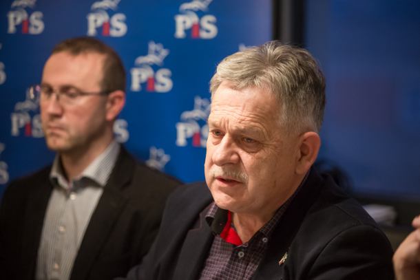 Poseł i działacze PiS z Chojnic: "Doszliśmy do  ściany. Prezes Centrum Parku powinien odejść"