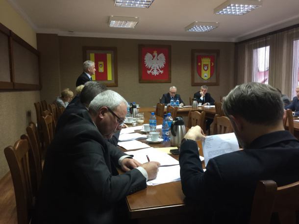 Gorąca dyskusja na sesji Rady Powiatu Człuchowskiego